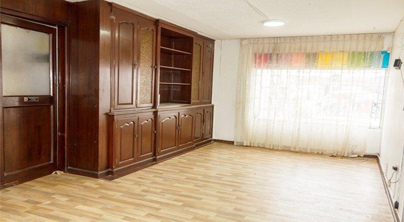 ALQUILER DE CASA EN LAS ACACIAS – Urb. Santa Victoria | Ideal para Empresas