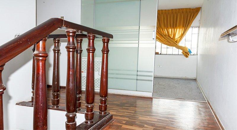 ALQUILER DE CASA EN LAS ACACIAS – Urb. Santa Victoria | Ideal para Empresas