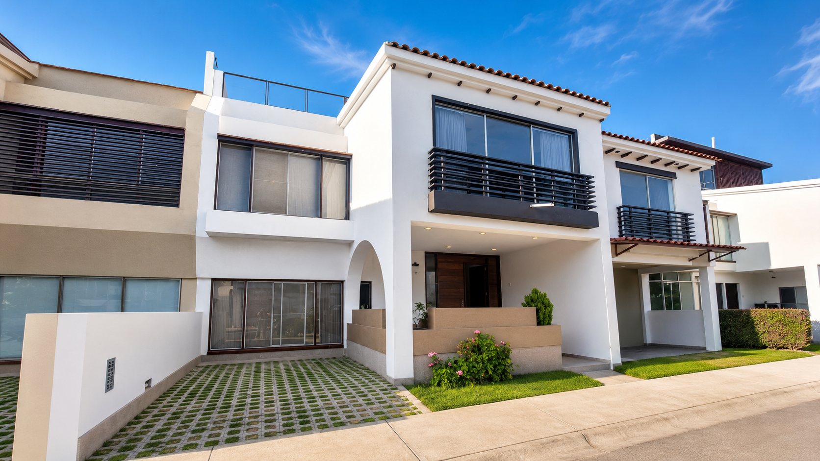 VENTA DE CASA DE 3 PISOS EN ALAMEDA COUNTRY CLUB