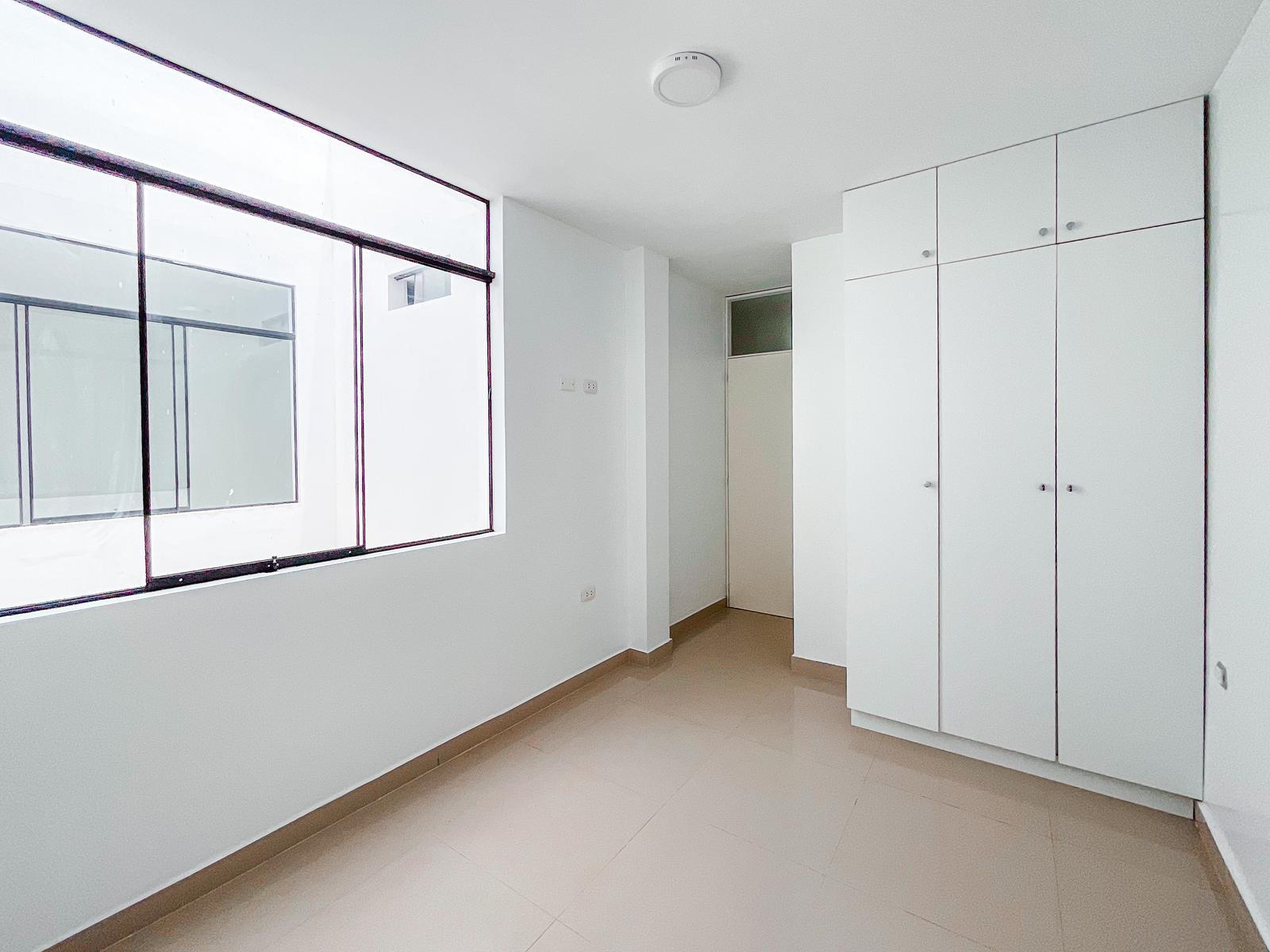 VENTA DE DEPARTAMENTO EN 4TO - URB. LOS SAUCES, PIMENTEL