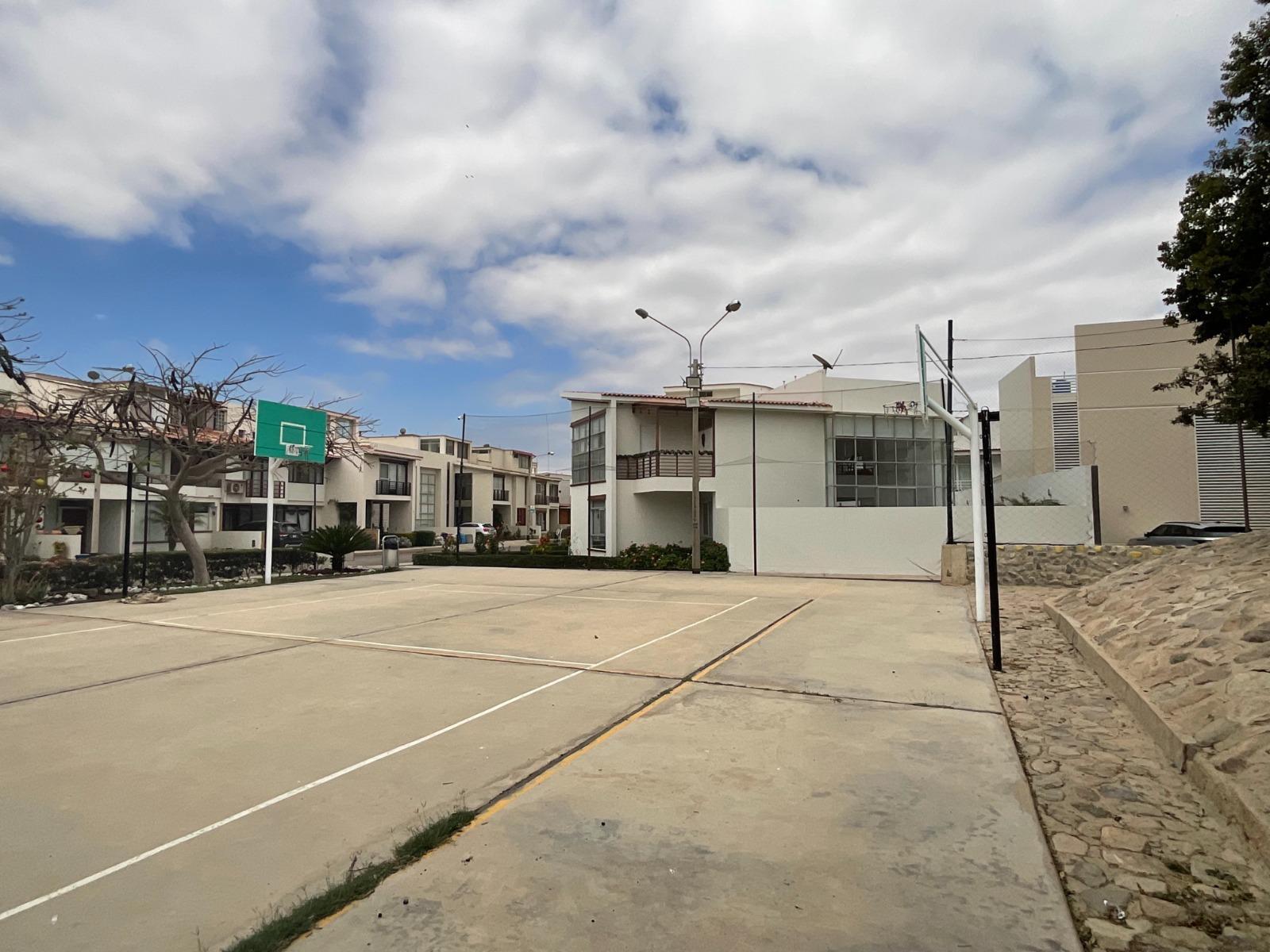 ALQUILER DE CASA EN ALAMEDA COUNTRY CLUB - PIMENTEL