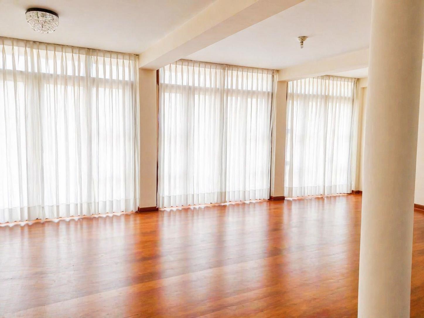 ALQUILER DE CASA EN ALAMEDA COUNTRY CLUB - PIMENTEL