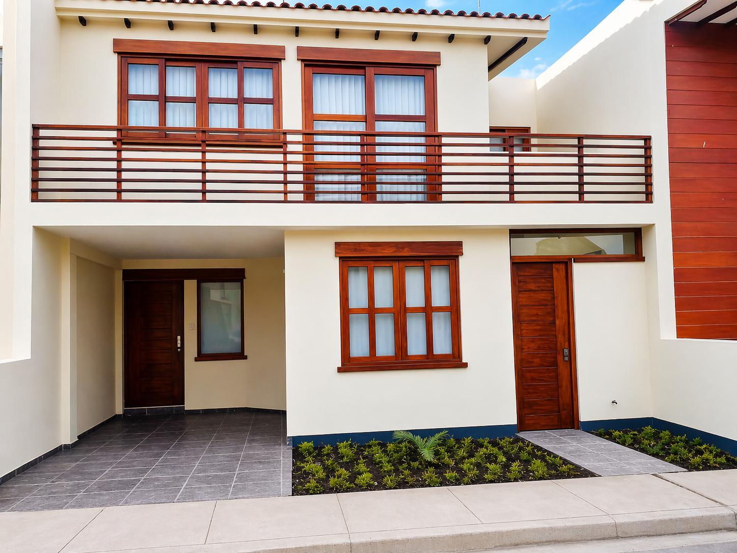 ALQUILER DE CASA EN ALAMEDA COUNTRY CLUB - PIMENTEL