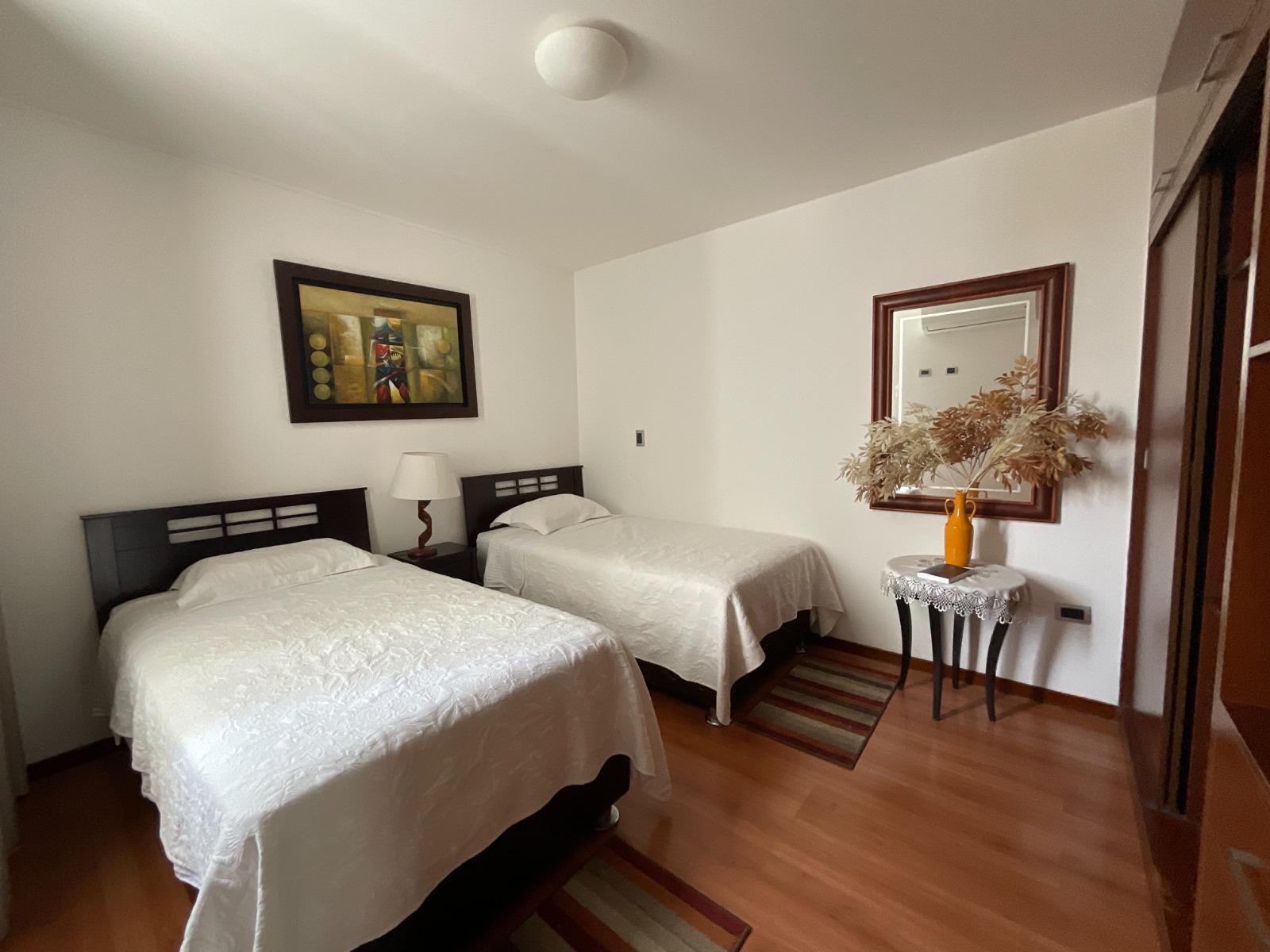 CASA EN VENTA – VILLAS DEL JOCKEY