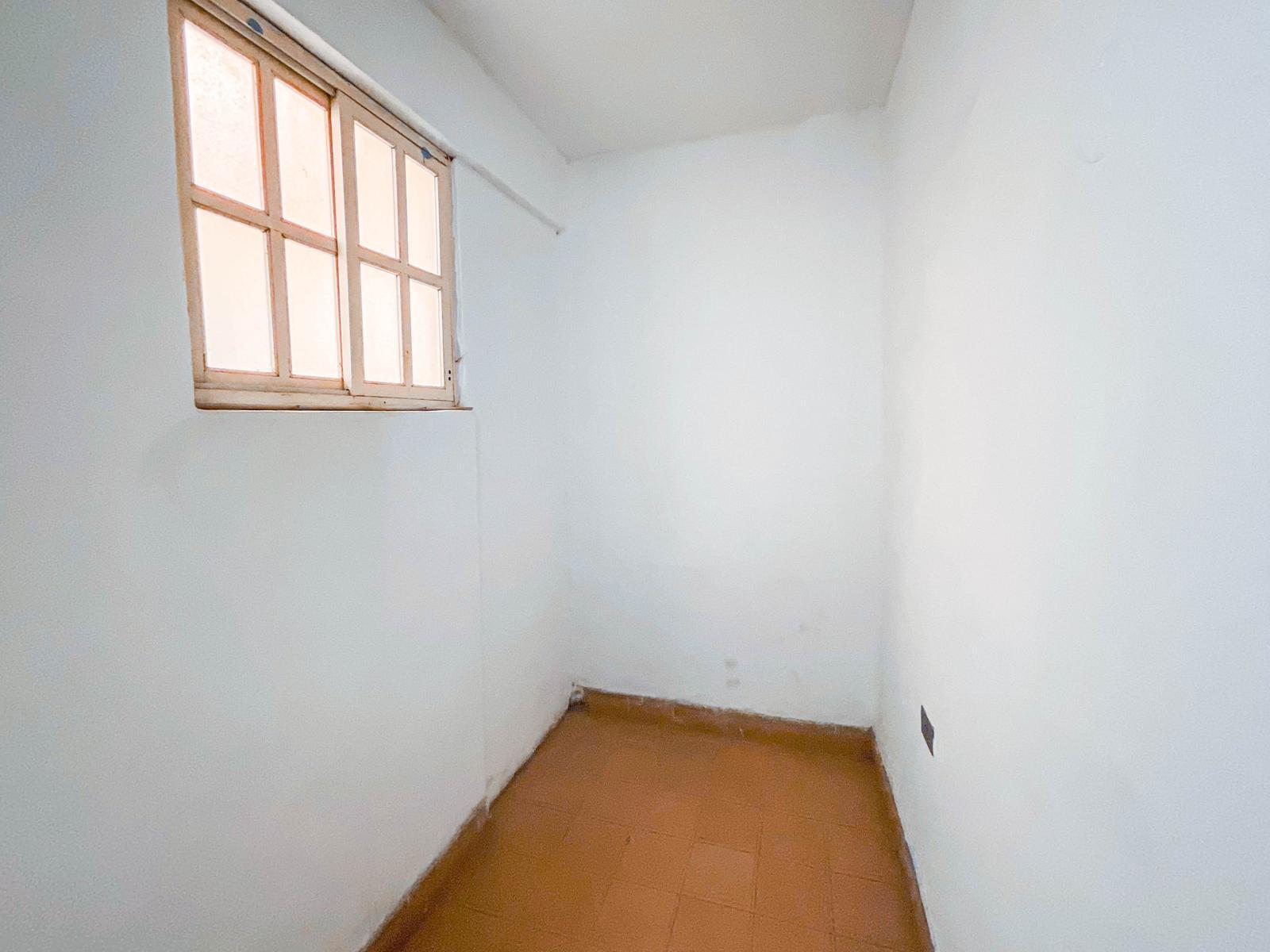 Oficina en alquiler –  Calle 7 de Enero (Chiclayo)