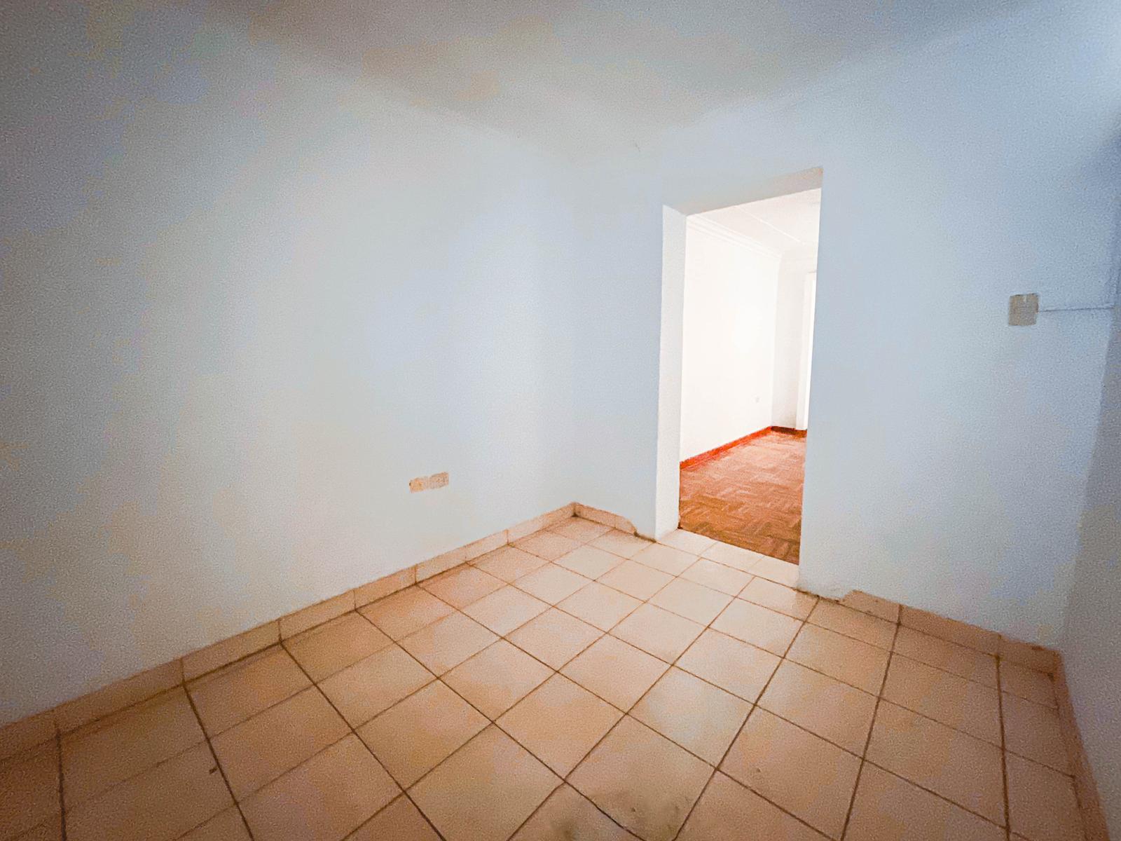 Oficina en alquiler –  Calle 7 de Enero (Chiclayo)