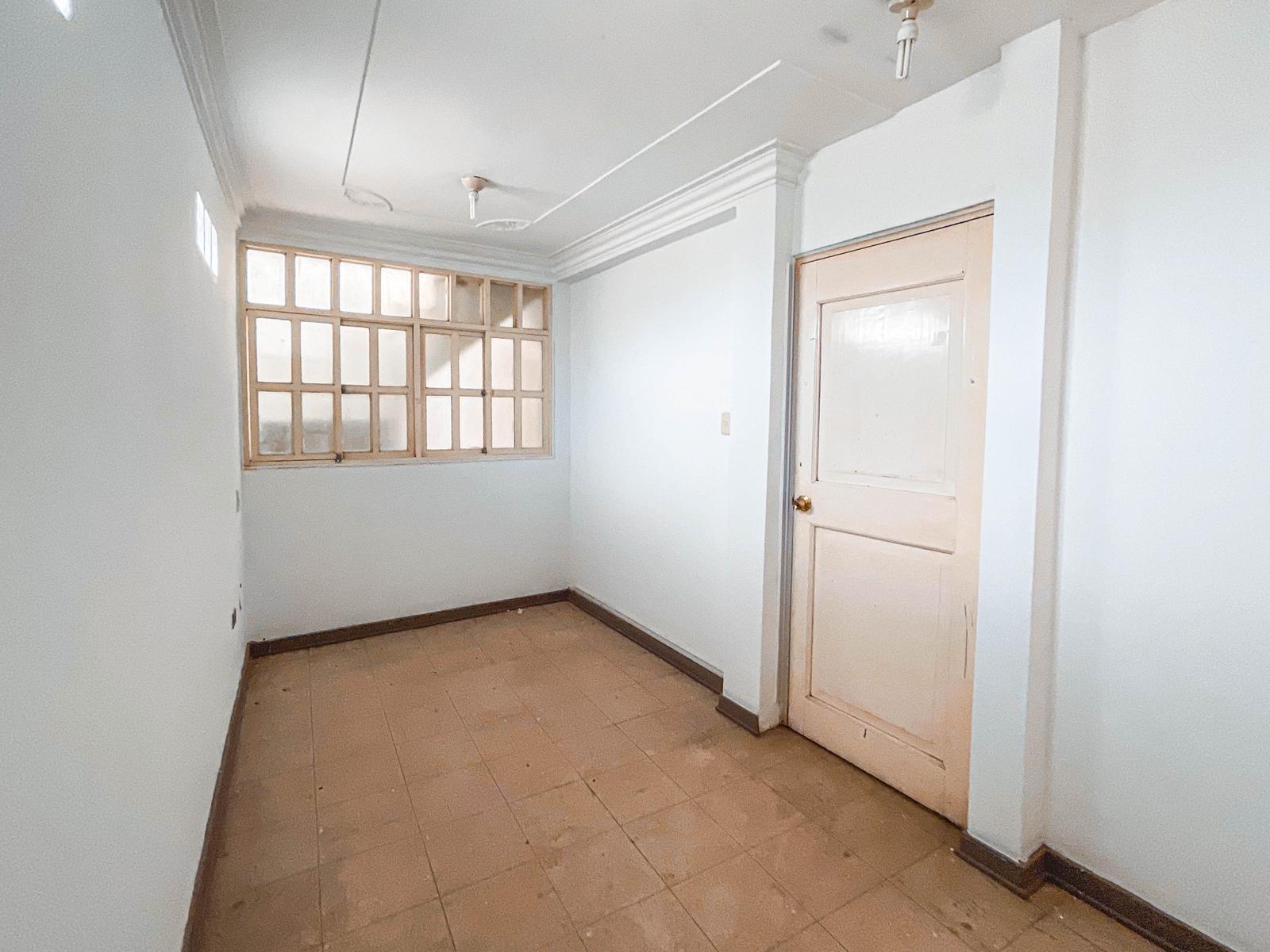 Oficina en alquiler –  Calle 7 de Enero (Chiclayo)