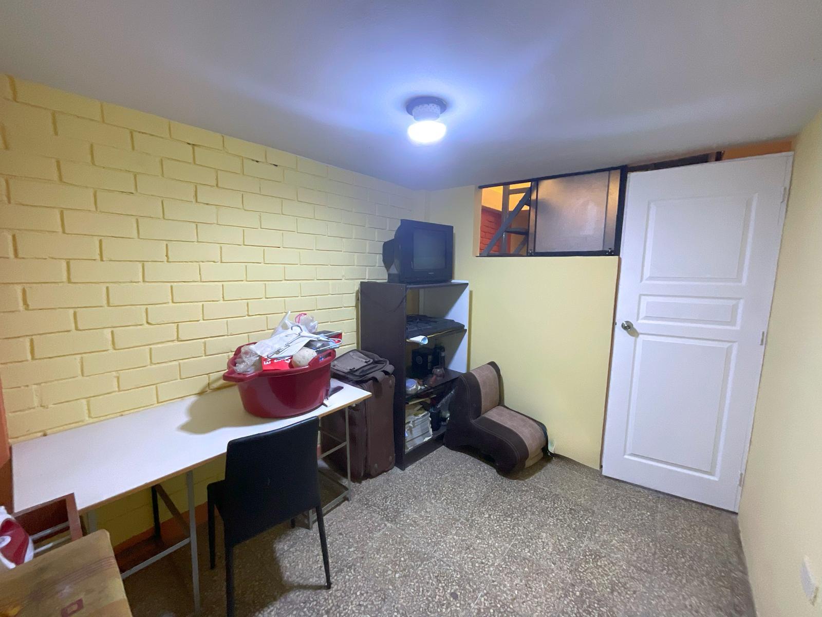 Venta de Dúplex en Calle Capirona - Urb. Federico Villarreal