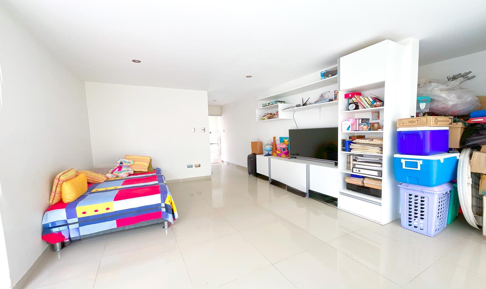 ALQUILER DE CASA MODERNA EN CONDOMINIO PRIVADO – JOCKEY, CHICLAYO