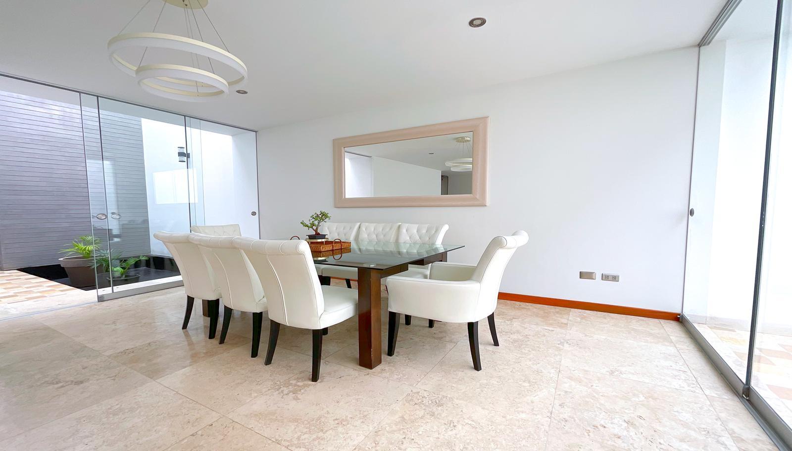 ALQUILER DE CASA MODERNA EN CONDOMINIO PRIVADO – JOCKEY, CHICLAYO