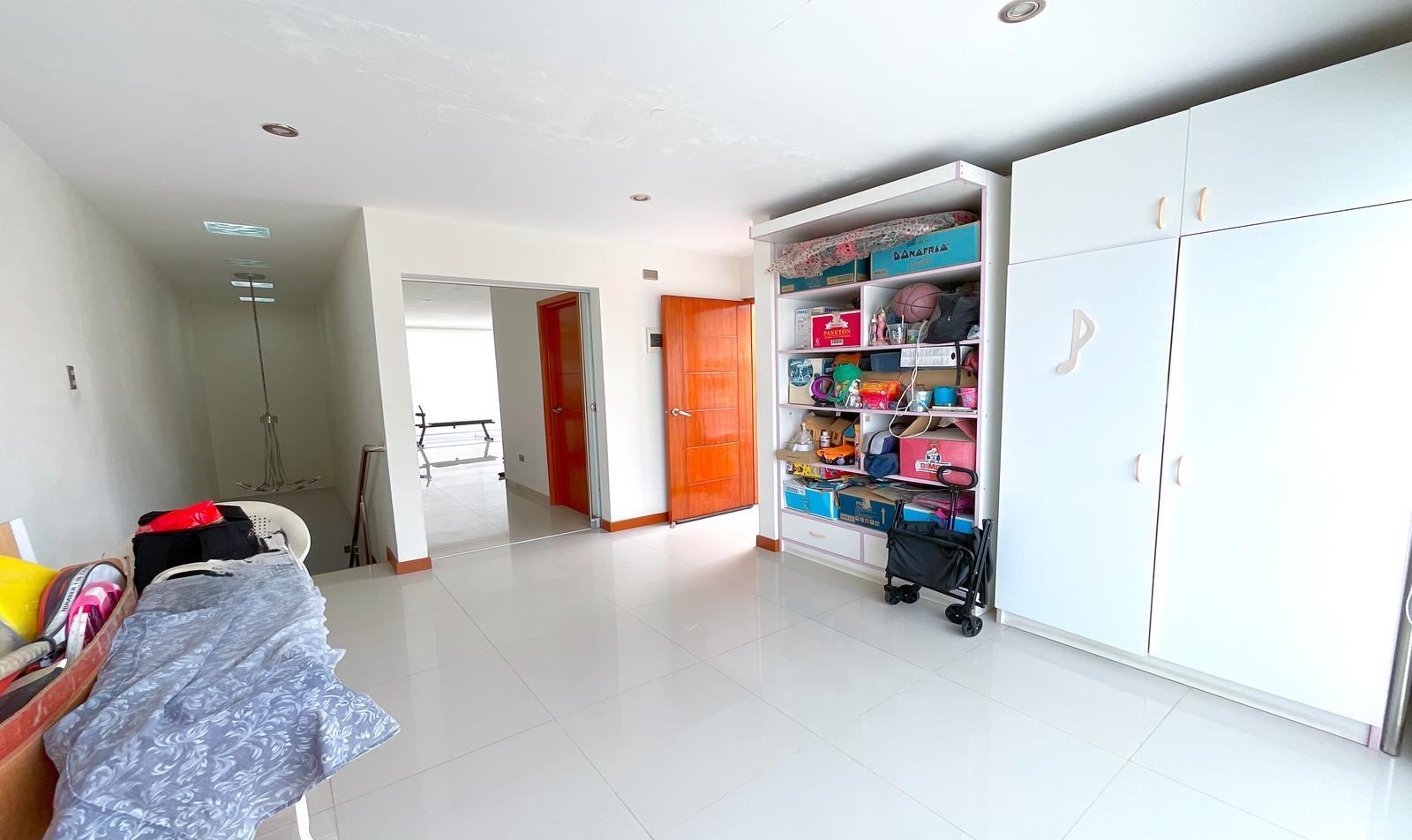 ALQUILER DE CASA MODERNA EN CONDOMINIO PRIVADO – JOCKEY, CHICLAYO