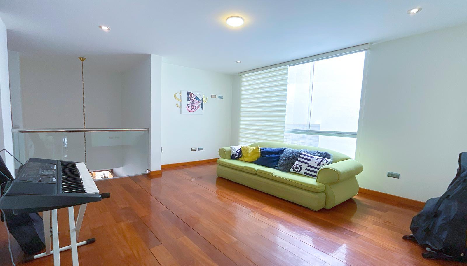 ALQUILER DE CASA MODERNA EN CONDOMINIO PRIVADO – JOCKEY, CHICLAYO