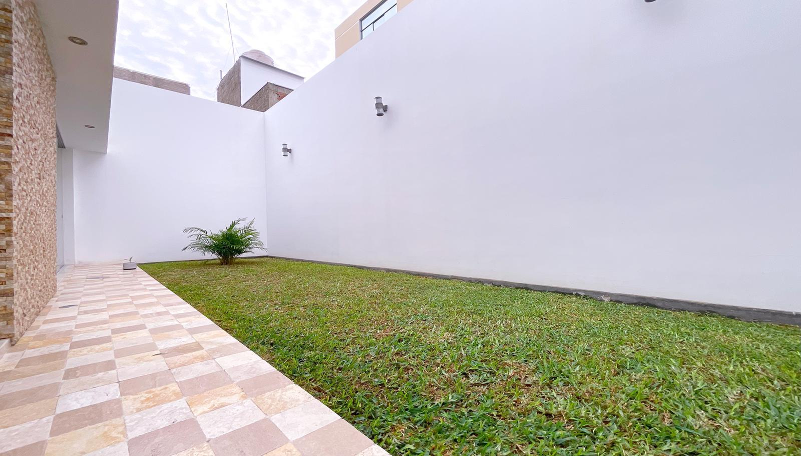 ALQUILER DE CASA MODERNA EN CONDOMINIO PRIVADO – JOCKEY, CHICLAYO