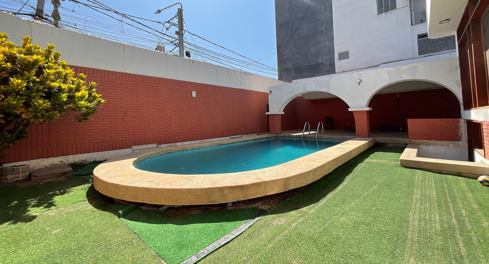 ALQUILER DE CASA PARA EMPRESAS EN URB. SANTA VICTORIA