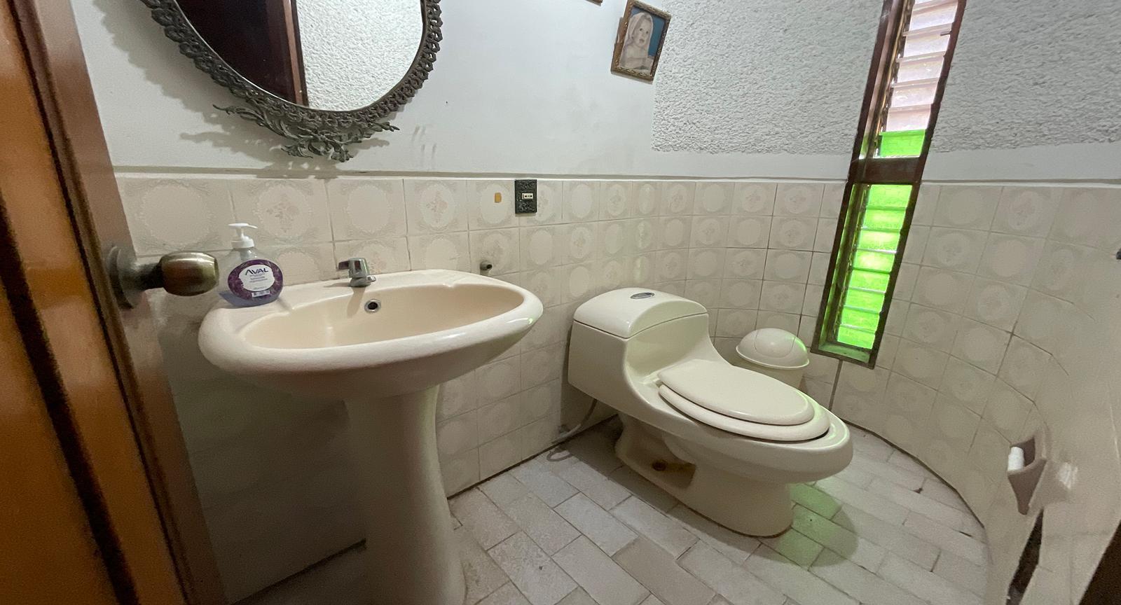 ALQUILER DE CASA PARA EMPRESAS EN URB. SANTA VICTORIA