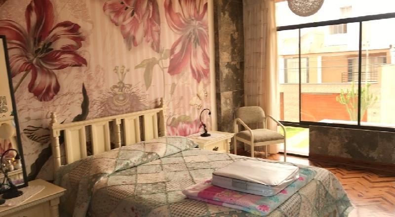 HERMOSA CASA DE 3 PISOS EN VENTA – CONDOMINIO JOCKEY, CHICLAYO