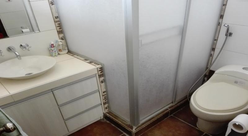 HERMOSA CASA DE 3 PISOS EN VENTA – CONDOMINIO JOCKEY, CHICLAYO
