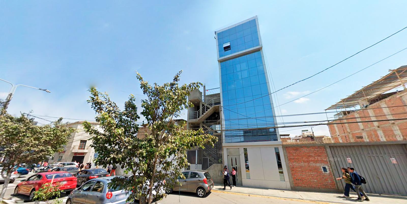 ALQUILER DE MODERNO EDIFICIO CORPORATIVO EN AV. SAENZ PEÑA