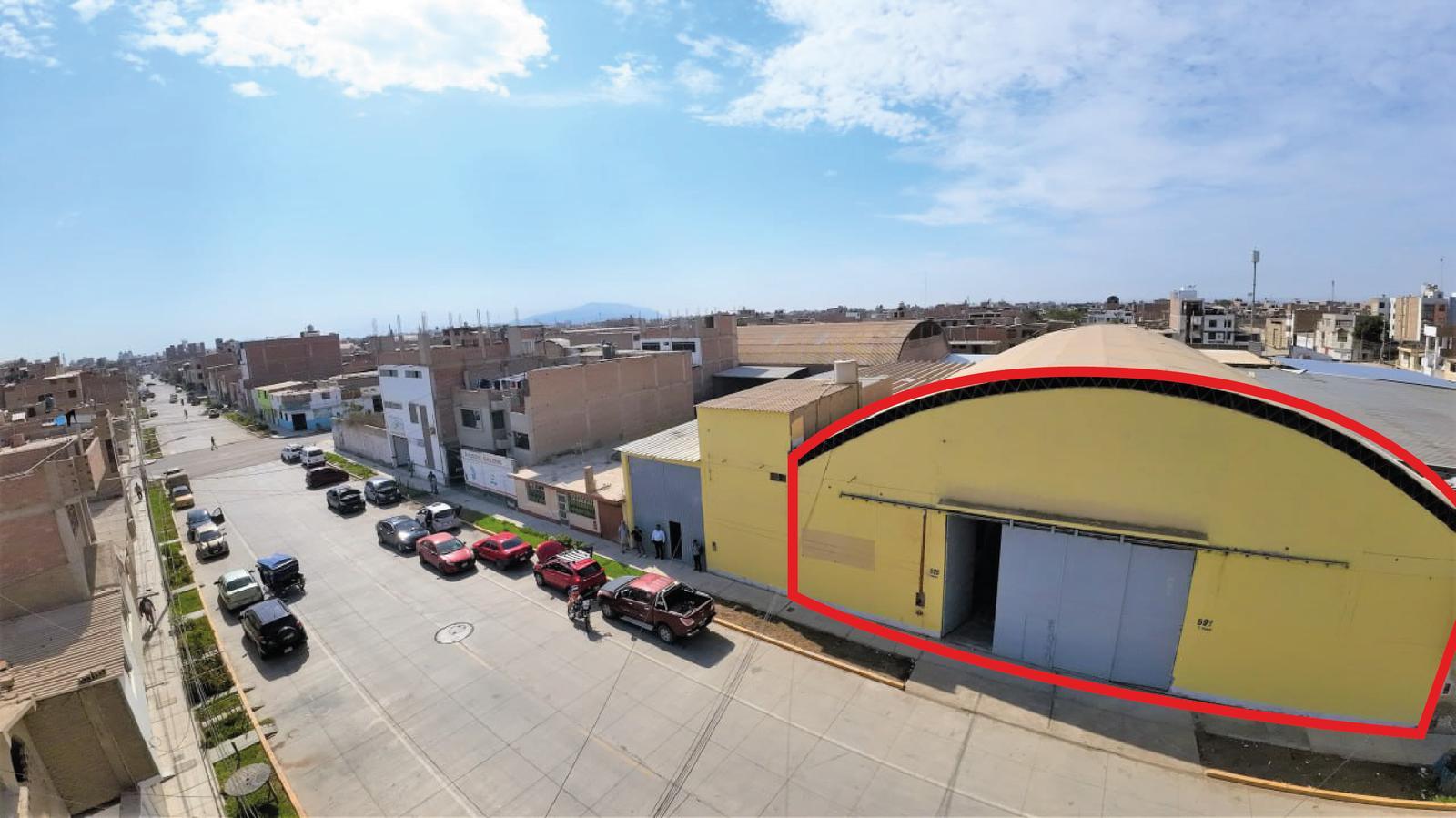 ALQUILER DE AMPLIO ALMACÉN DE 840 M² EN CHICLAYO