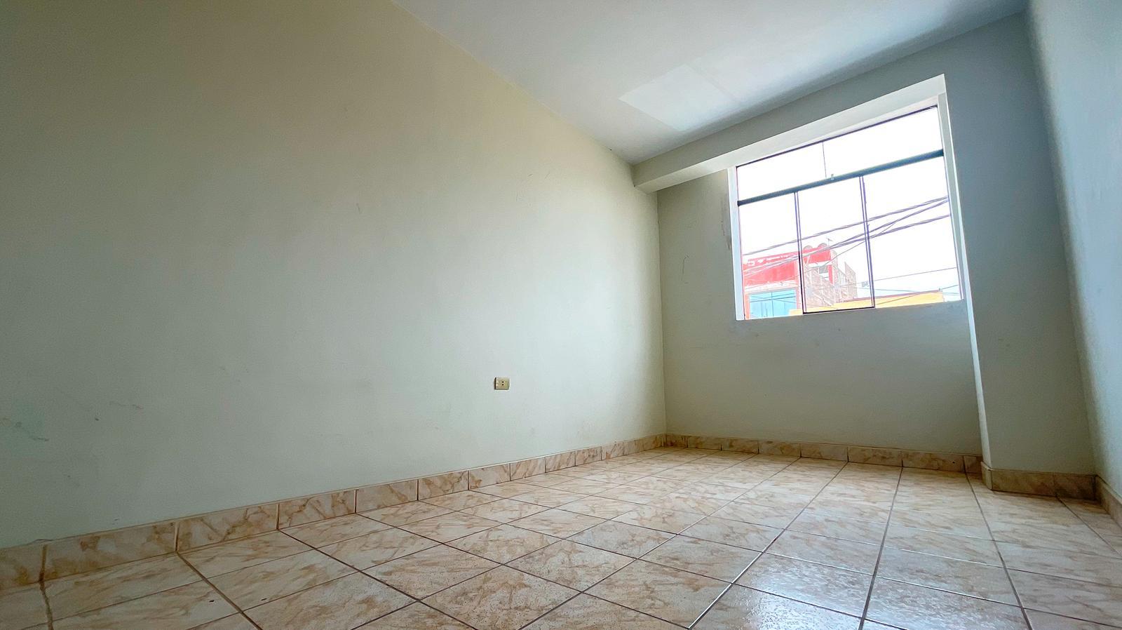 EN VENTA ¡Oportunidad de Inversión en Local Comercial en Urb. Las Brisas!