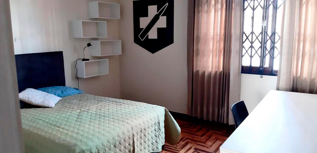 VENTA DE CASA DE 2 PISOS EN URB. VILLARREAL