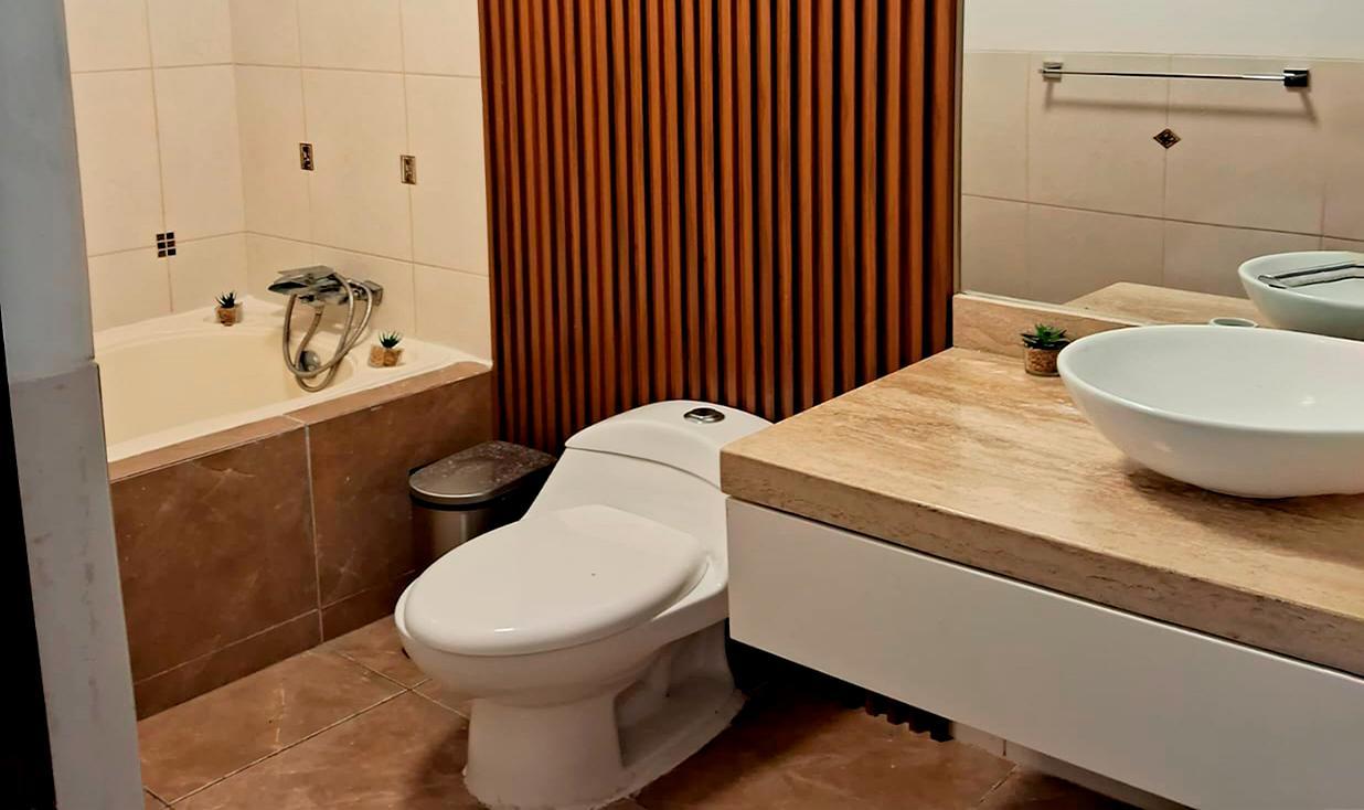 ALQUILER DE DEPARTAMENTO AMOBLADO 3° PISO EN URB. SANTA MARÍA DEL PINAR, PIURA