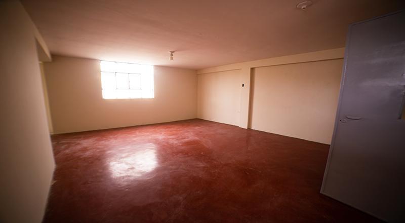 ALQUILER DE AMPLIO LOCAL DE 400 M2 EN CHICLAYO