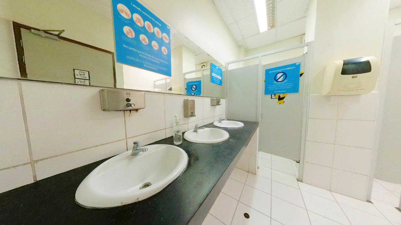 LOCAL EN VENTA EN ESQUINA – ELÍAS AGUIRRE CON 7 DE ENERO, CENTRO DE CHICLAYO
