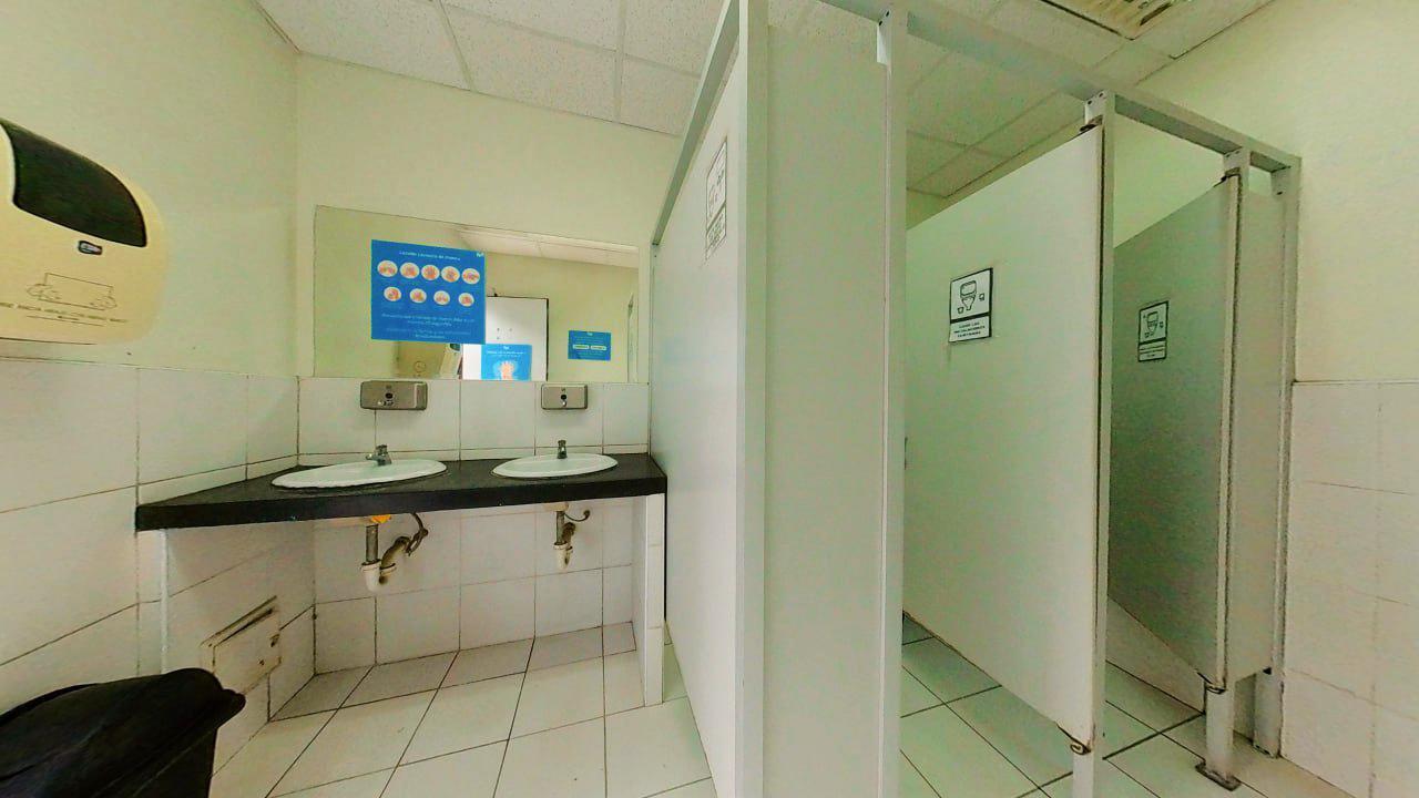 LOCAL EN VENTA EN ESQUINA – ELÍAS AGUIRRE CON 7 DE ENERO, CENTRO DE CHICLAYO