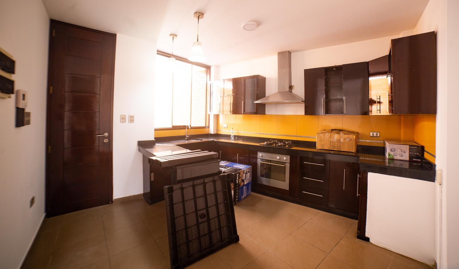 VENTA DE CASA EN CONDOMINIO JOCKEY