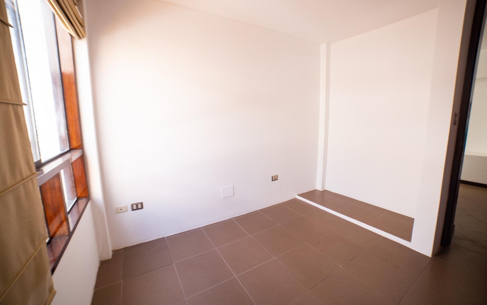 VENTA DE CASA EN CONDOMINIO JOCKEY