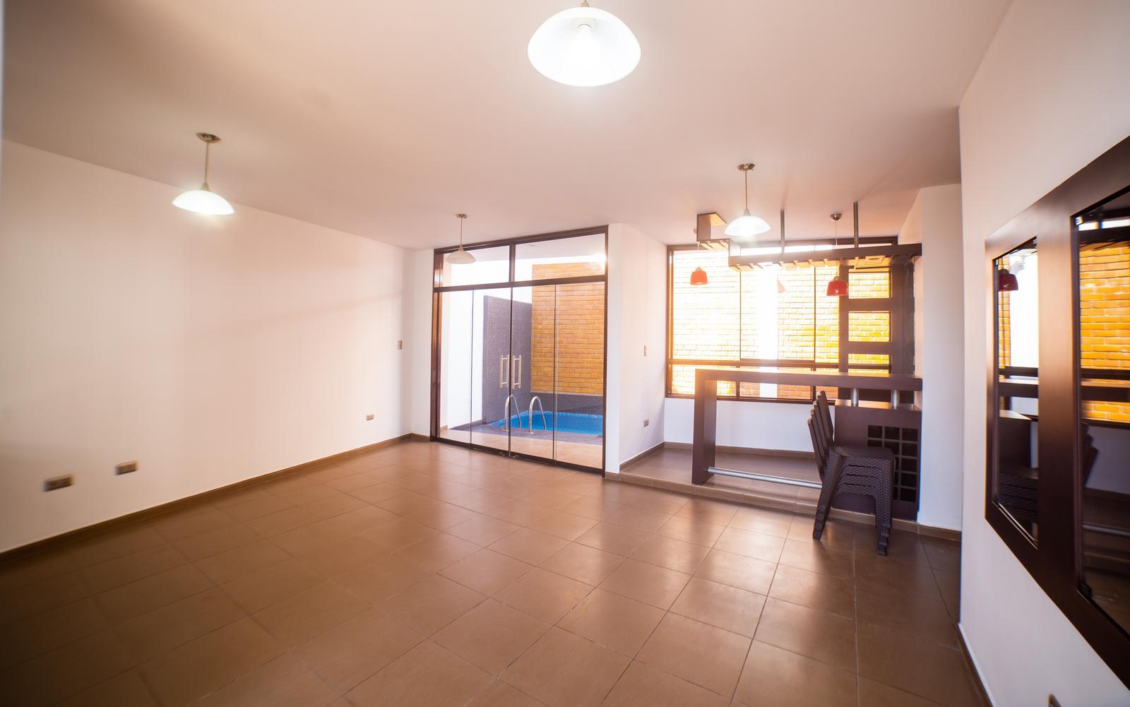 VENTA DE CASA EN CONDOMINIO JOCKEY