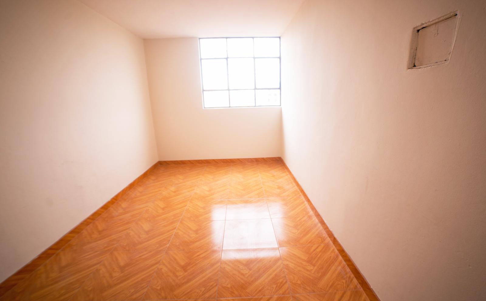 VENTA DE AMPLIO LOCAL DE 400 M2 EN CHICLAYO