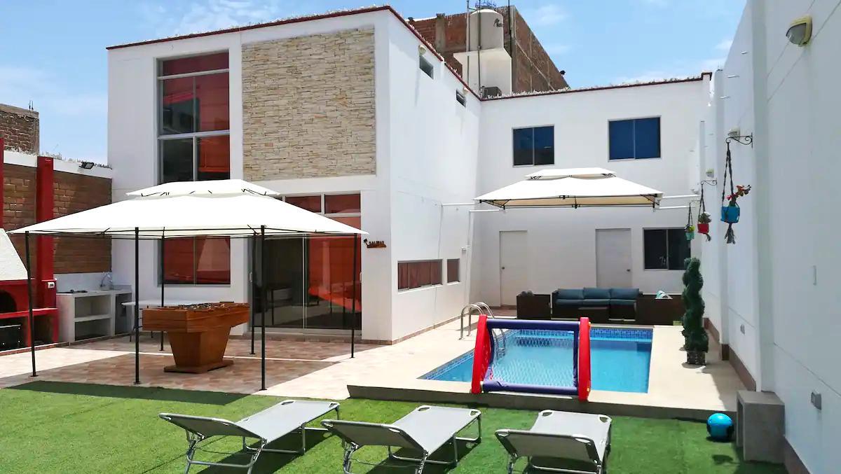 ALQUILER DE AMPLIA CASA AMOBLADA EN PUERTO ETEN
