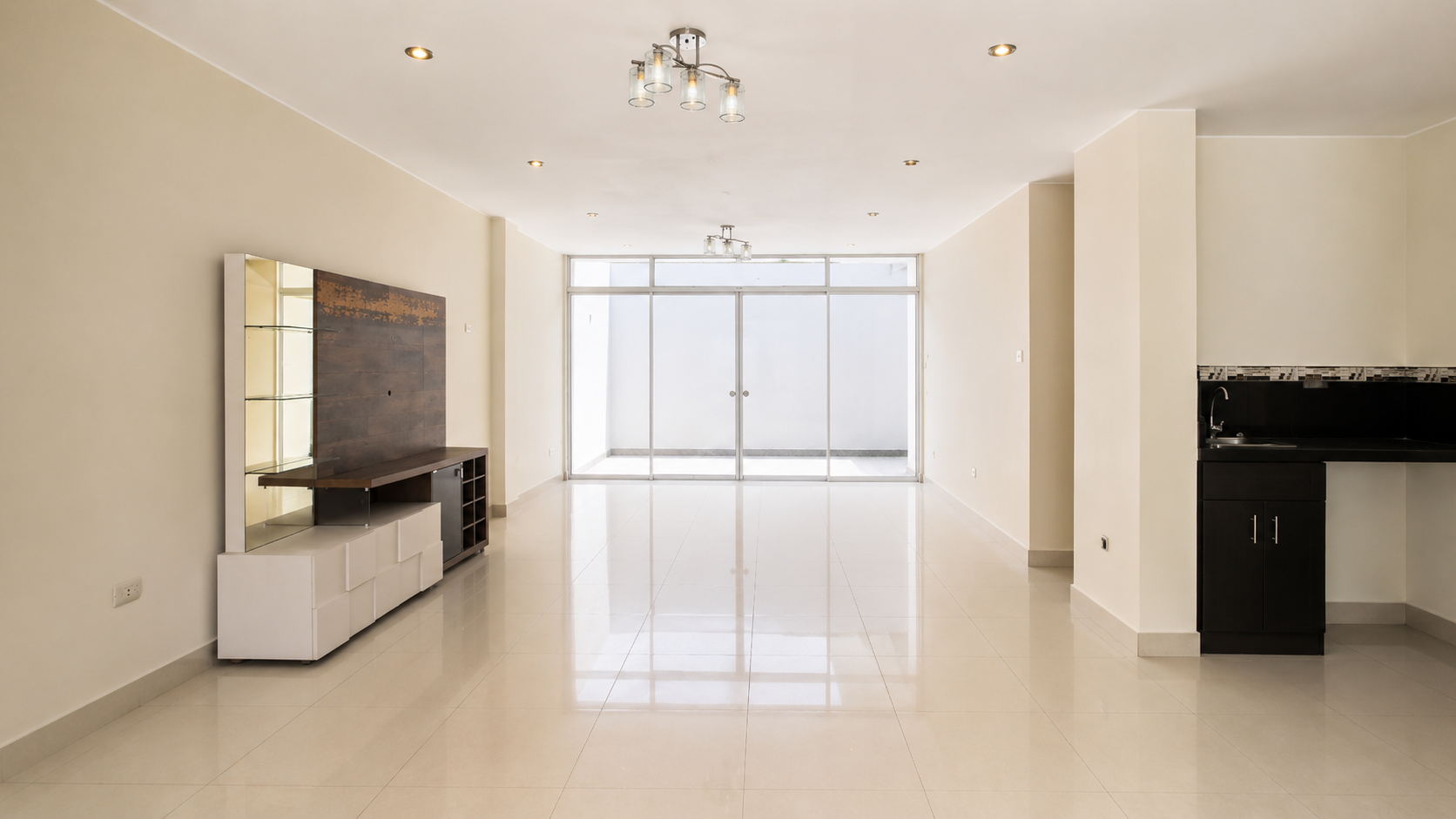 ALQUILER DE DEPARTAMENTO EN 1° PISO EN CONDOMINIO JOCKEY