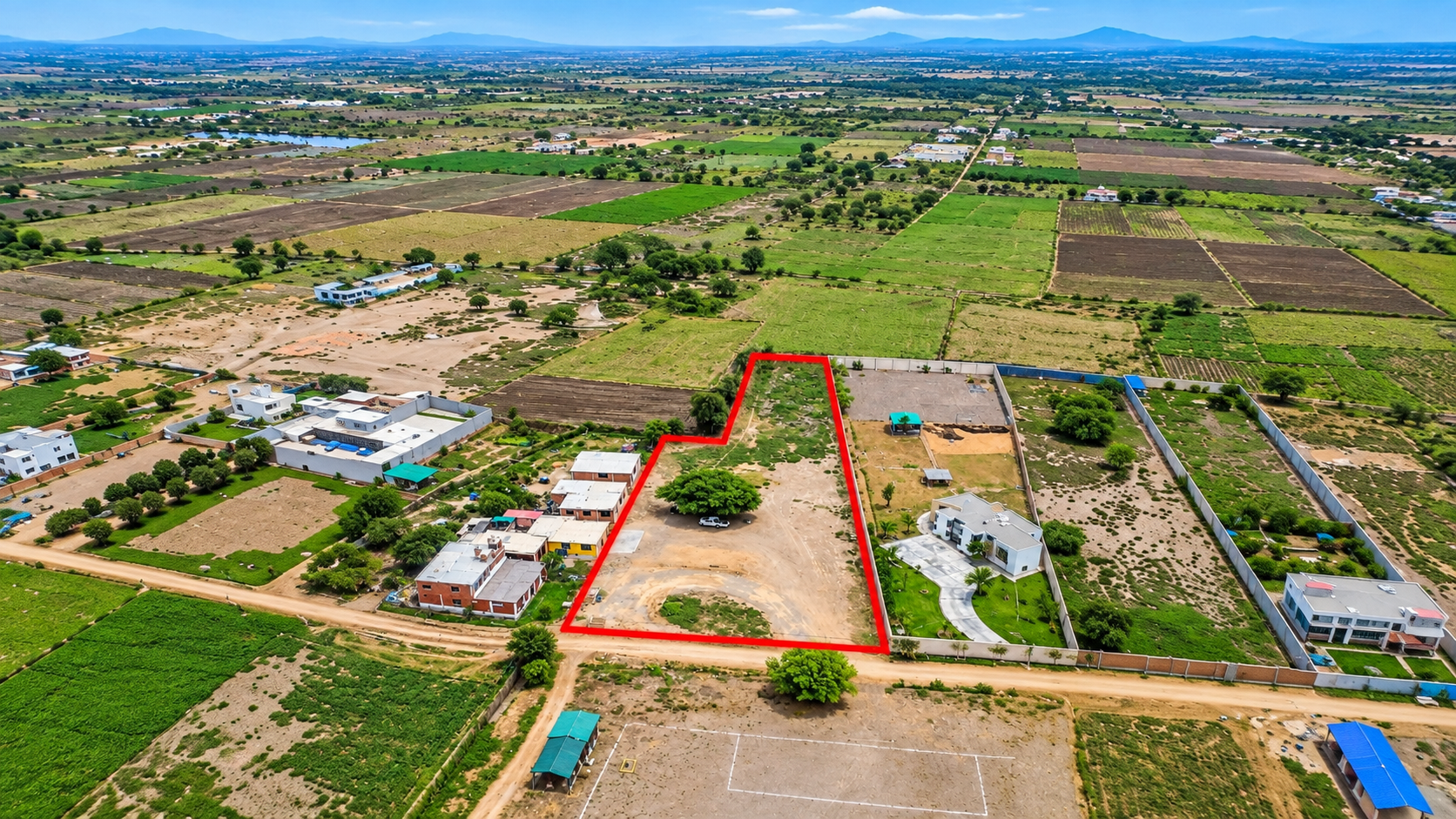 CARRETERA PIMENTEL: TERRENO DE 4095 M² EN VENTA